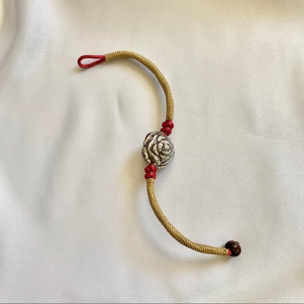 💕Last one Rose Flower China Piece Bracelet - Picture 2 of 2
